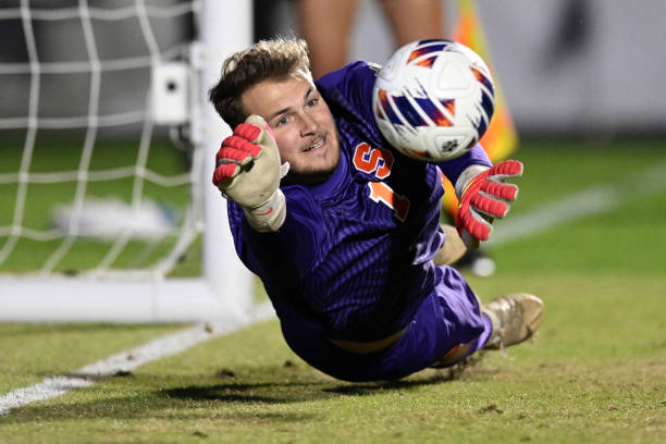 经历了多届 经历了多届